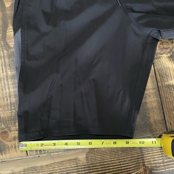 Nike Contend Men’s Swim Trunks Small Black Gray Colorblock 9” Inseam NWT - Picture 5 of 6